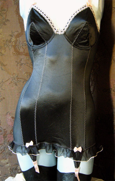 VS Corset Garter  (36B)