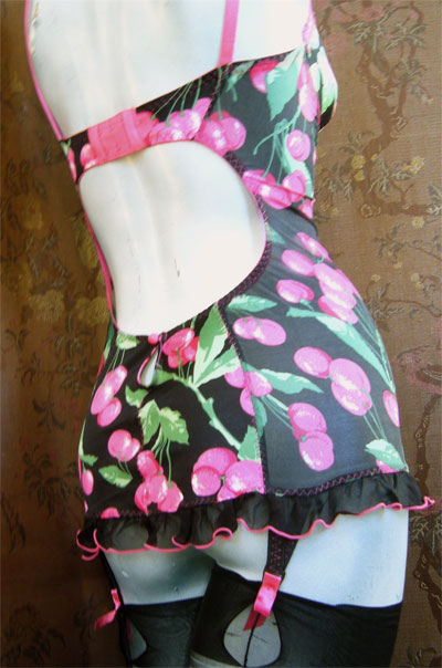 VS Corset Garter  (36C)