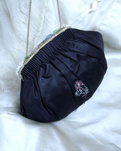 Cute 1930's Embroidery Bag