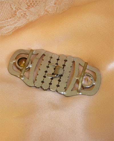 Two Piece Diamante Buckle~VA-18