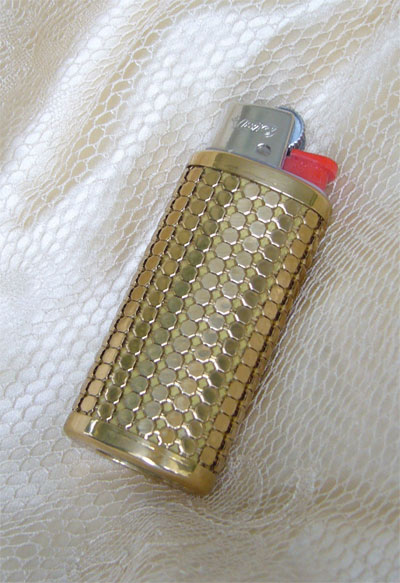 Whiting and Davis Lighter Case VA-3
