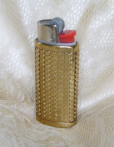 Whiting and Davis Lighter Case VA-3