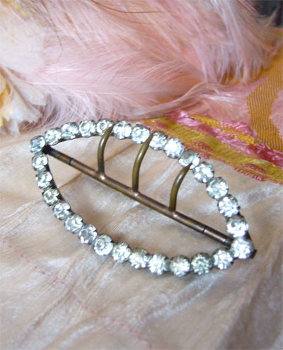 Diamante Buckle-VA-8