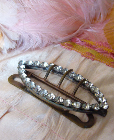 Diamante Buckle-VA-8