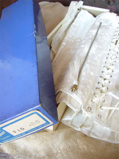 Airway Vintage Girdle With Box