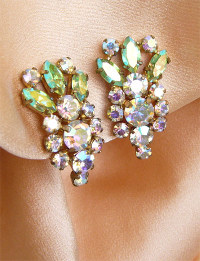 1950's Aurora Crystal Earings VJ-21