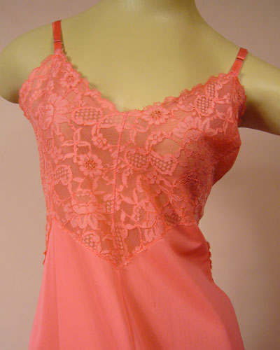 Vintage Vanity Fair Slip VS-26