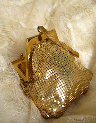 1920's~Whiting & Davis Bag