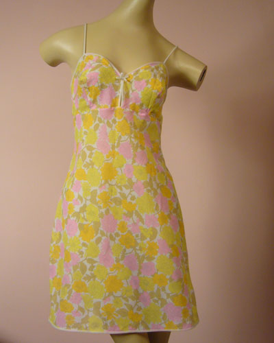 Cutie Flower Slip Vintage 1960's VS-9