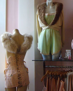 Pixxi Vintage Lingerie