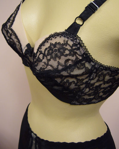 Vintage 1950's Bra Pink and black
